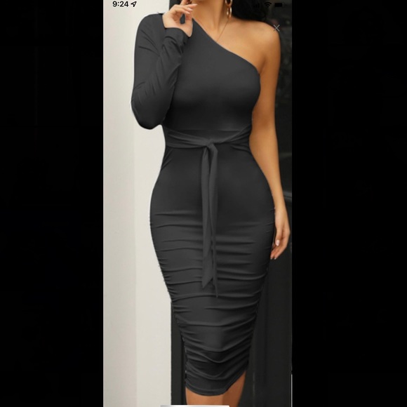 Black, mid length dress from BlushMark. - Picture 1 of 2